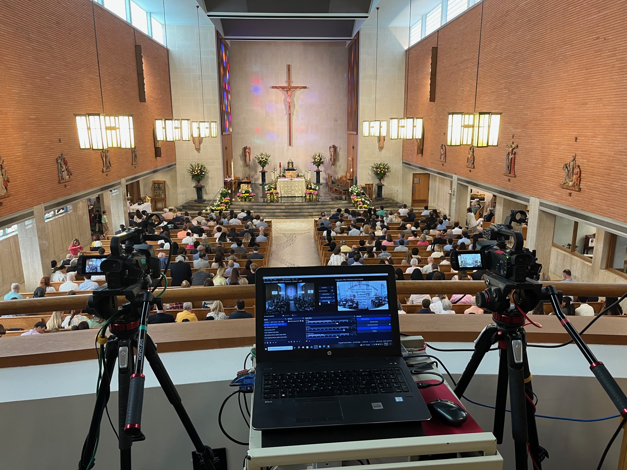 Live Camera Feed to Overflow Room — Houston AV rental by Sound & Vision